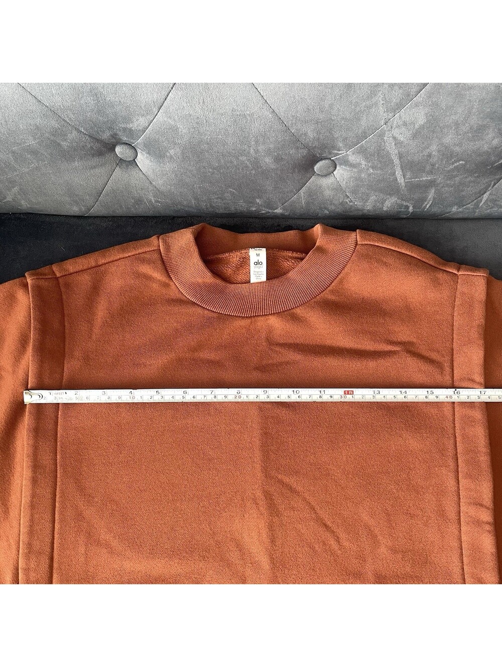ALO YOGA Cropped Fresh Coverup M Pullover Sweatshirt Brown Dolman Crew MINT - Picture 8 of 13